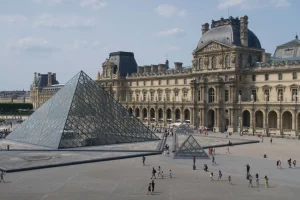 The exterior of the world's most famous art musuem, the Louvre, in Paris.