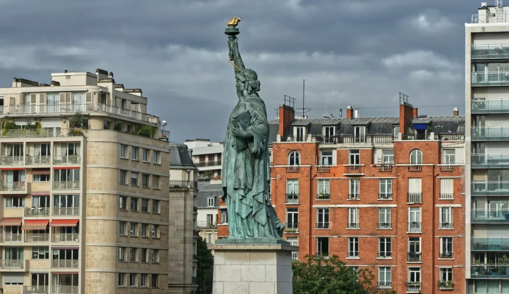 The replica of the Statue of Liberty on l'île aux Cygnes, Paris.
