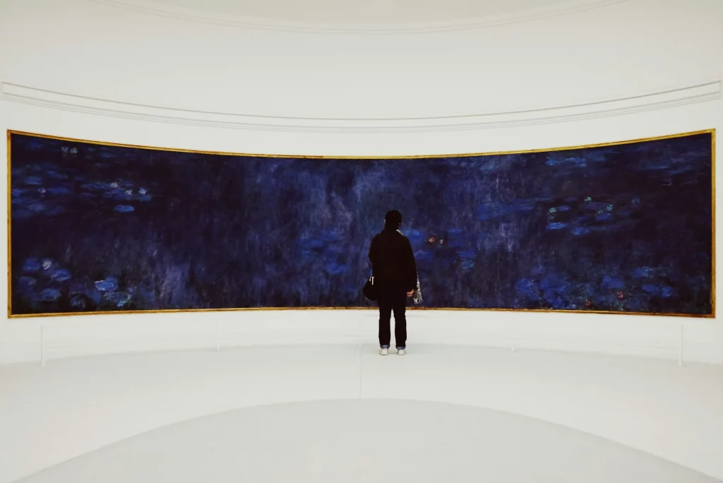 inside of the Musée de L'orangerie Museum in Paris Shocased in the My Privatye Paris Blog about Henri Matisse, famous french Painter